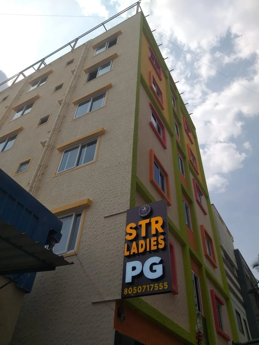 pg in bangalore, paying guest in bangalore, pgs in bangalore, pg near bangalore, luxury pg in bangalore, luxury pgs in bangalore, best pg in bangalore, executive pg in bangalore, posh pg in bangalore, mens pg in bangalore